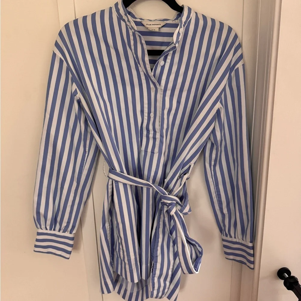 Club Monaco Women's Half Placket Tunic - Picture 5 of 11